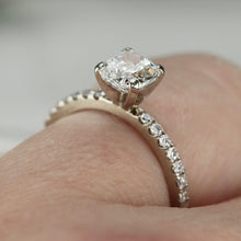 Load image into Gallery viewer, Estate Earth minded GIA 1.02ct cushion cut diamond E/VVS1 in 18k white gold