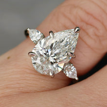 Load image into Gallery viewer, The Esme - 4.76ct pear cut lab grown diamond ring in platinum and 18k yellow gold