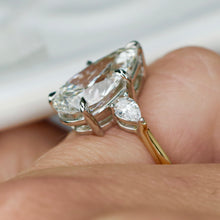 Load image into Gallery viewer, The Esme - 4.76ct pear cut lab grown diamond ring in platinum and 18k yellow gold