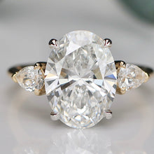 Load image into Gallery viewer, The Esme - 4.56ct oval cut lab grown diamond ring in platinum and 18k yellow gold