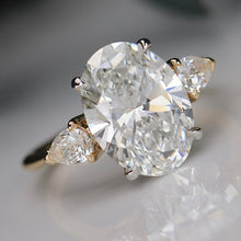 Load image into Gallery viewer, The Esme - 4.56ct oval cut lab grown diamond ring in platinum and 18k yellow gold