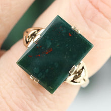 Load image into Gallery viewer, Estate vintage Bloodstone ring in yellow gold