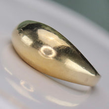 Load image into Gallery viewer, SPECIAL!  Vintage dome ring in yellow gold