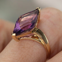 Load image into Gallery viewer, SPECIAL!  Estate fancy cut amethyst ring in yellow gold