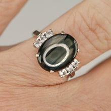 Load image into Gallery viewer, 40% OFF!  Estate vintage black star sapphire ring in white gold