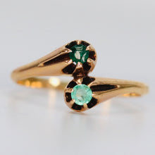 Load image into Gallery viewer, SPECIAL: Vintage emerald bypass ring in 14k yellow gold