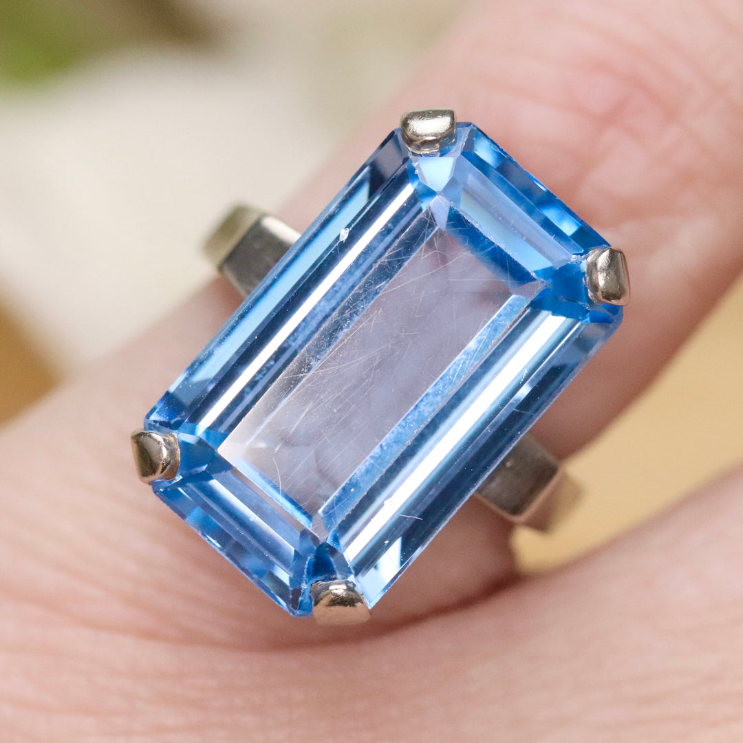 Vintage ring with synthetic blue spinel in white gold from Manor Jewels.