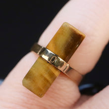 Load image into Gallery viewer, Vintage tigers eye ring in yellow gold from Manor Jewels