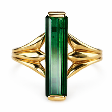 Load image into Gallery viewer, Estate vintage green tourmaline ring in 14k yellow gold