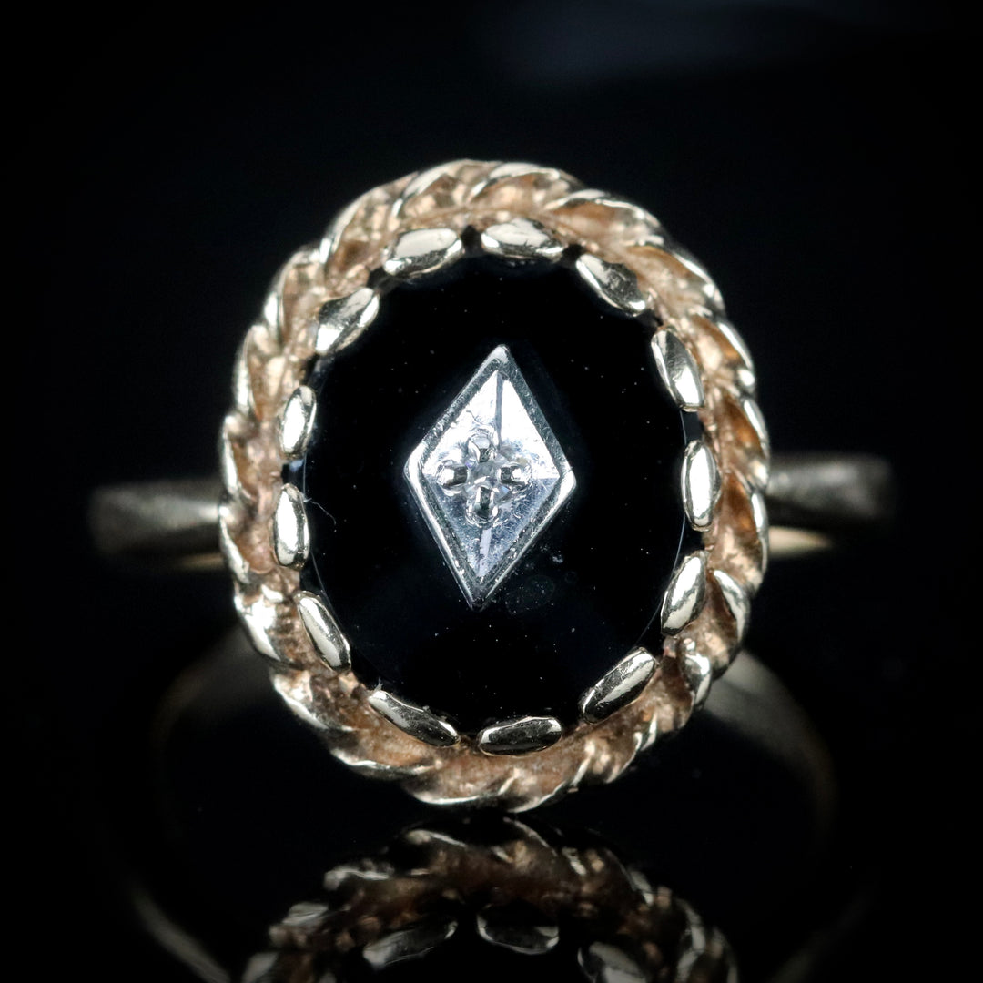 Vintage onyx and diamond ring in yellow gold from Manor Jewels