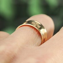 Load image into Gallery viewer, Estate vintage 2000 wide gold ring in yellow gold