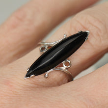 Load image into Gallery viewer, Estate vintage navette onyx ring in white gold