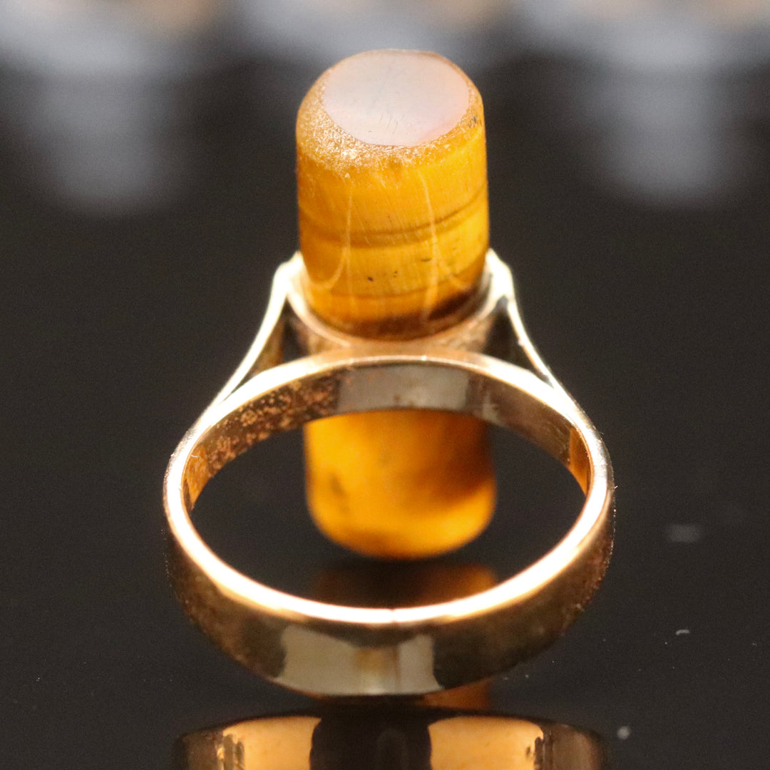 Vintage tigers eye ring in yellow gold from Manor Jewels