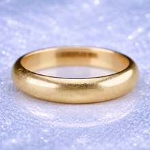 Load image into Gallery viewer, Preloved estate Jabel 4mm band in 14k yellow gold
