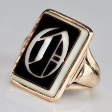 Load image into Gallery viewer, Estate vintage banded agate letter O ring in rose gold