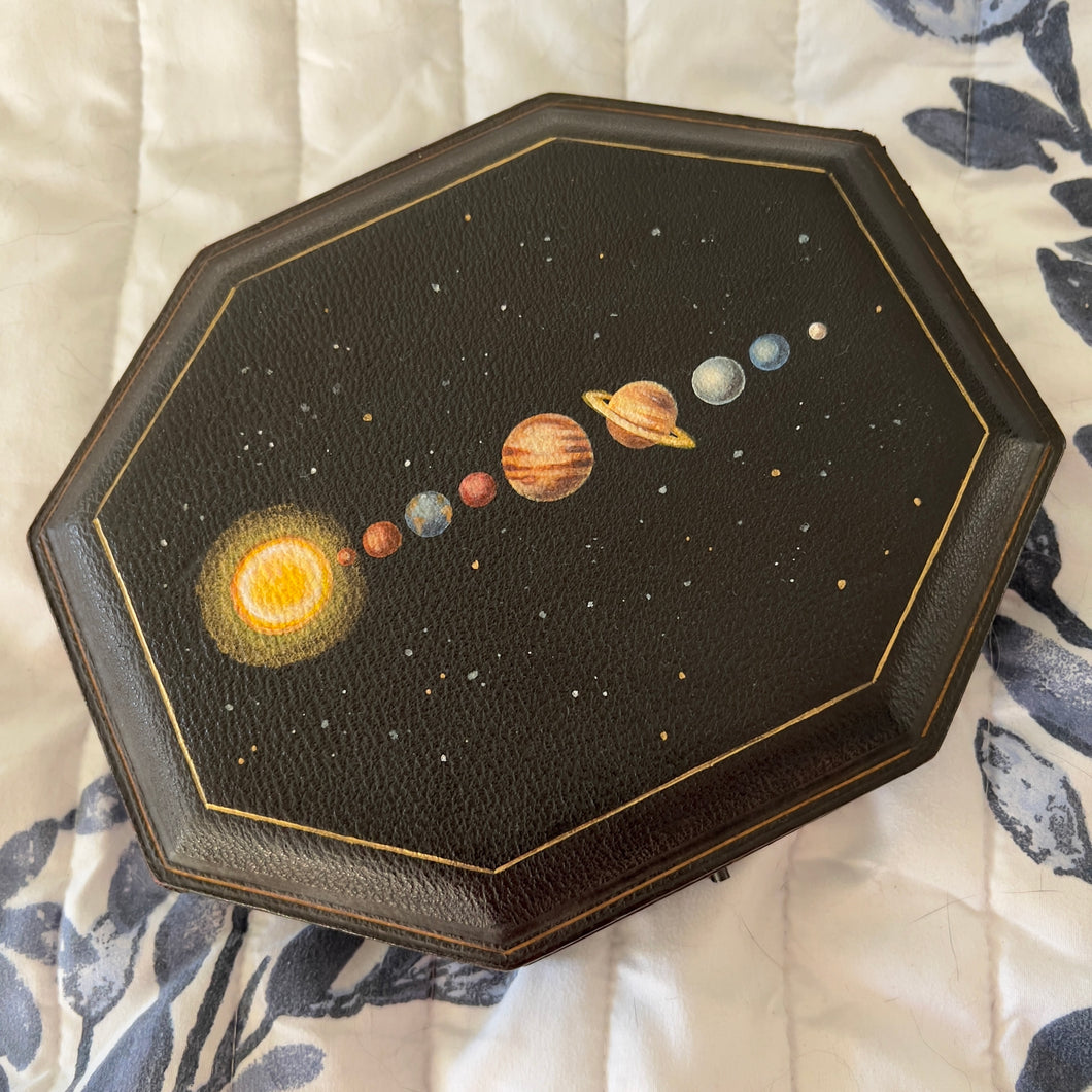 Hand painted multi ring box from MVCGems