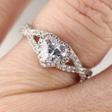 Load image into Gallery viewer, Sterling silver CZ heart ring