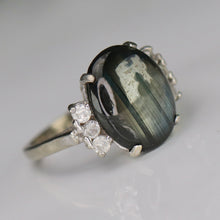 Load image into Gallery viewer, 40% OFF!  Estate vintage black star sapphire ring in white gold