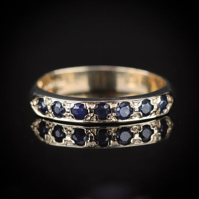 Vintage Blue sapphire band in yellow gold
