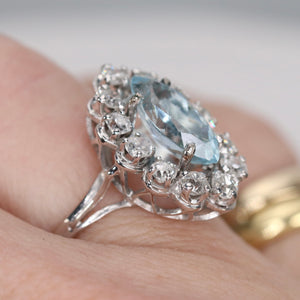 Aquamarine and OMC Diamond ring in 18k white gold