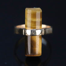 Load image into Gallery viewer, Vintage tigers eye ring in yellow gold from Manor Jewels