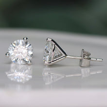 Load image into Gallery viewer, SPECIAL!  Lab grown 2.13ctw F/VS Diamond studs in platinum