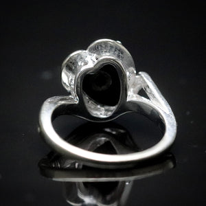 Vintage heart shaped onyx and diamond ring in white gold