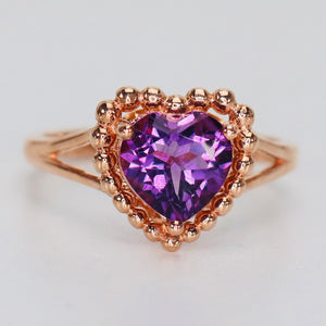 Heart shaped amethyst ring in rose gold