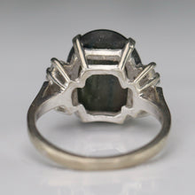 Load image into Gallery viewer, 40% OFF!  Estate vintage black star sapphire ring in white gold