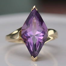 Load image into Gallery viewer, SPECIAL!  Estate fancy cut amethyst ring in yellow gold