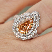 Load image into Gallery viewer, SPECIAL!  Incredible pear shaped lab grown diamond ring