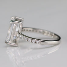 Load image into Gallery viewer, Sterling silver large scissor cut CZ ring