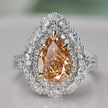 Load image into Gallery viewer, SPECIAL!  Incredible pear shaped lab grown diamond ring