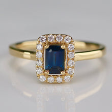 Load image into Gallery viewer, Sapphire and diamond halo ring in 14k yellow gold *onyx deal*