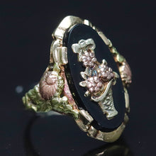 Load image into Gallery viewer, Vintage onyx ring with basket of flowers details in tri-tone gold
