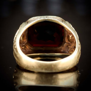 Vintage 1937 lab grown Ruby ring in 14k yellow gold