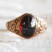 Load image into Gallery viewer, Antique garnet cabochon ring in rose gold