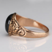 Load image into Gallery viewer, Antique garnet cabochon ring in rose gold
