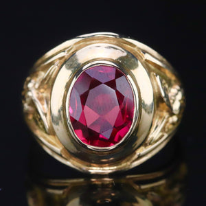 Vintage synthetic ruby ring in yellow gold from Manor Jewels