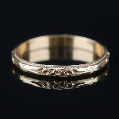 Vintage patterned band ring in 14k yellow gold from Manor Jewels