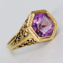 Load image into Gallery viewer, Hexagonal amethyst vintage ring in 14k yellow gold