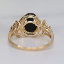 Load image into Gallery viewer, Vintage 14k yellow gold onyx ring