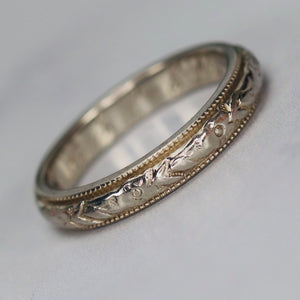1926 18k white gold orange blossom patterned band