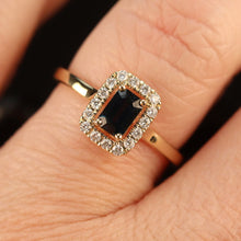 Load image into Gallery viewer, Sapphire and diamond halo ring in 14k yellow gold *onyx deal*