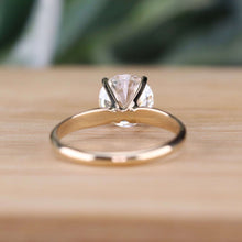 Load image into Gallery viewer, Certed Lab grown 2.08ct  Diamond ring in 14k yellow gold