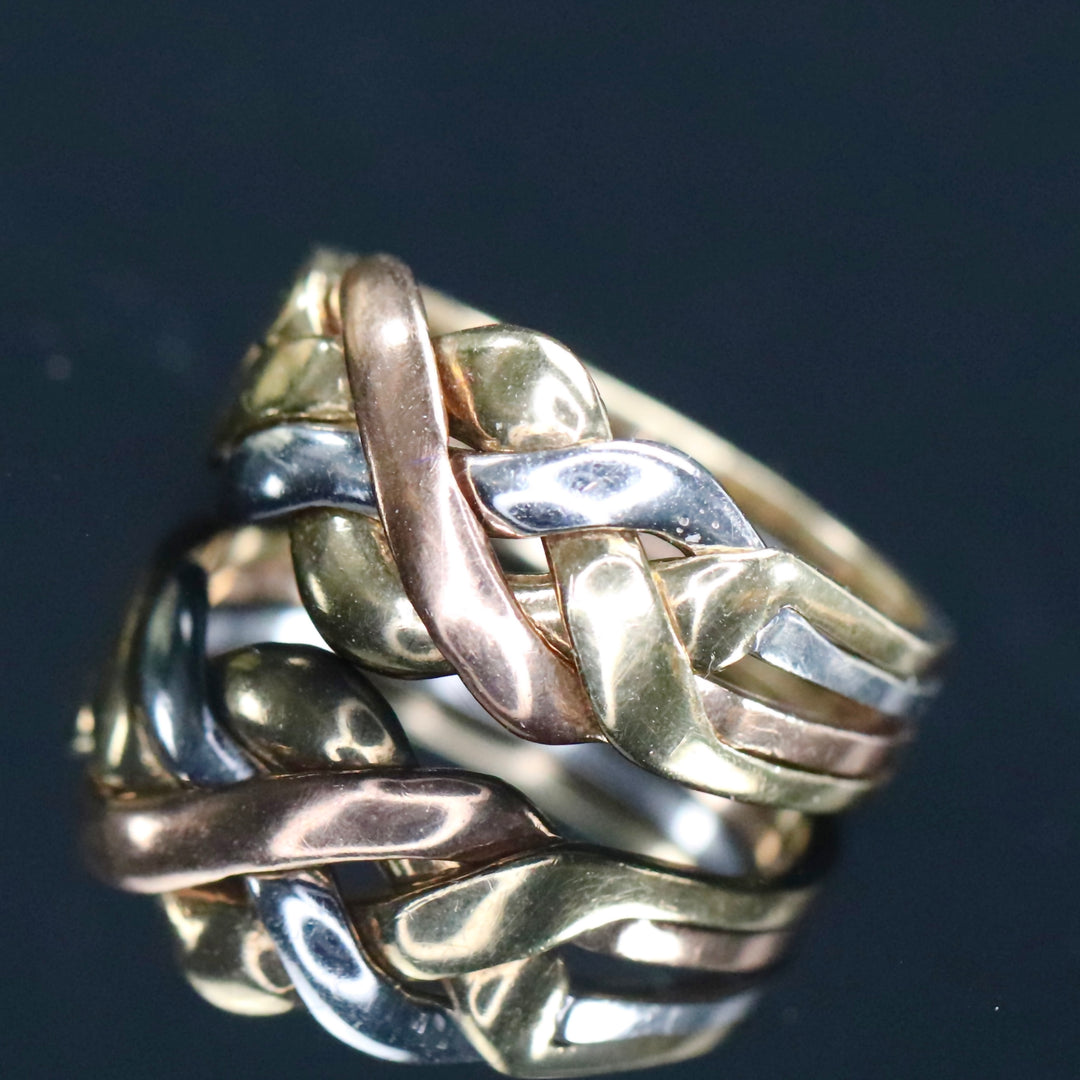 Vintage puzzle ring in tri-tone gold