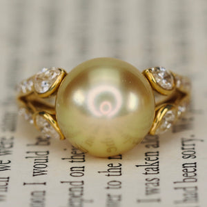 Golden south sea pearl and diamond ring in 18k yellow gold
