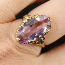 Load image into Gallery viewer, MEGA SALE!  Vintage oval Amethyst ring in yellow gold