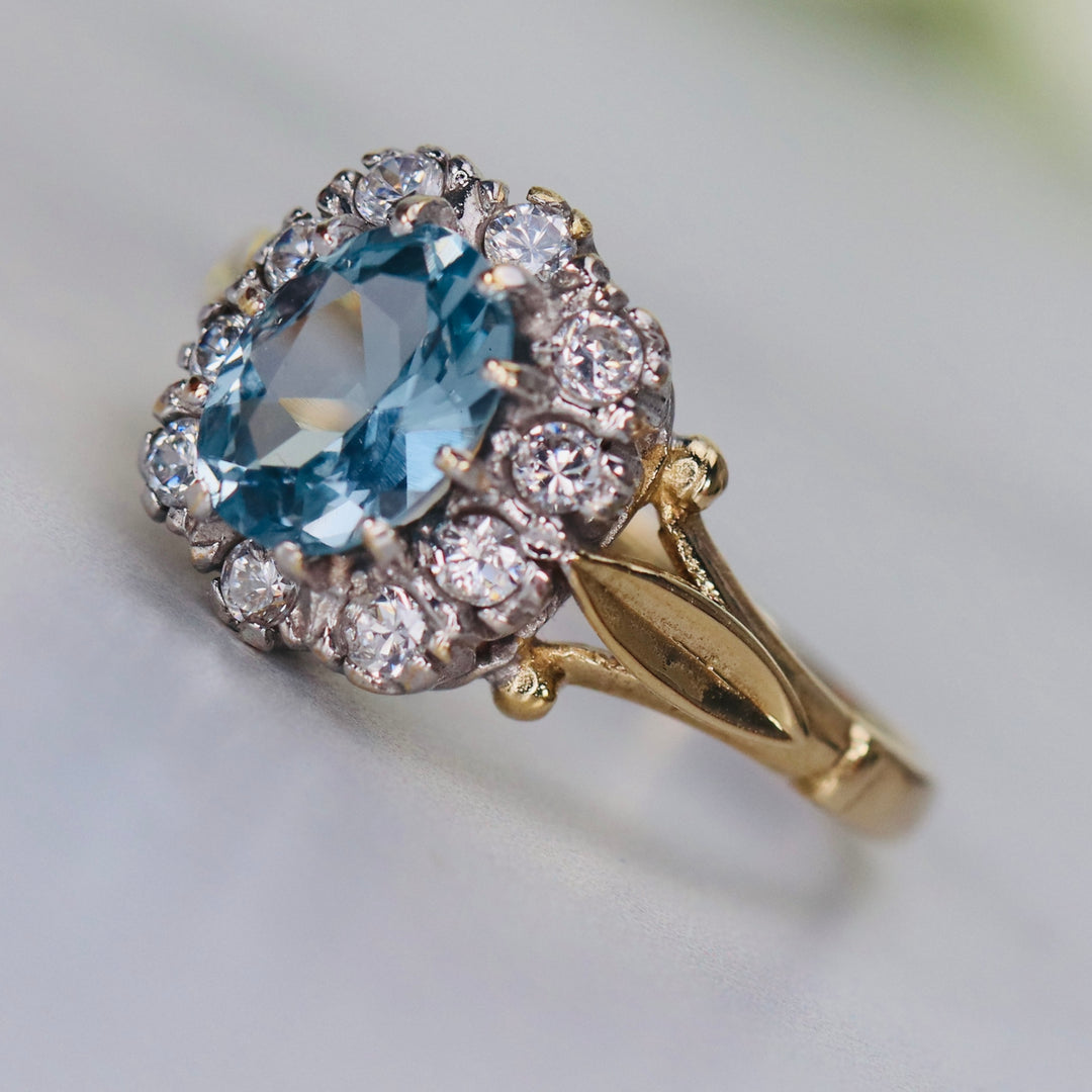 Synthetic blue spinel ring in yellow gold