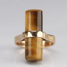 Load image into Gallery viewer, SPECIAL: Vintage tigers eye ring in yellow gold